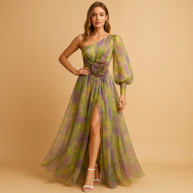 https://cdn.shopify.com/s/files/1/0910/7918/0552/files/one-shoulder-strandjurk-met-split-voor-dames-isla.png?v=1747172484